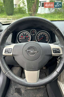 Универсал Opel Astra 2008 в 