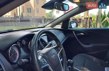 Универсал Opel Astra 2015 в 