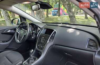 Универсал Opel Astra 2015 в 