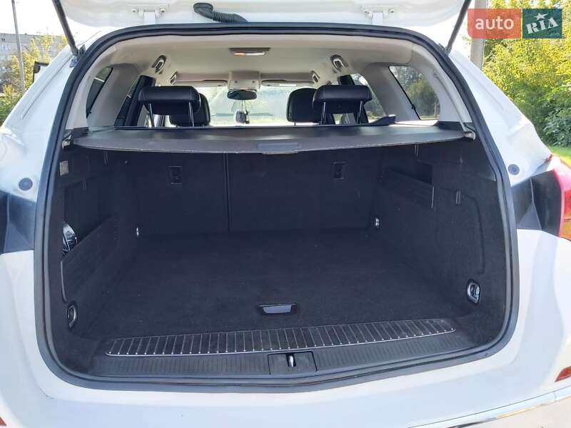 Универсал Opel Astra 2012 в Нововолынске