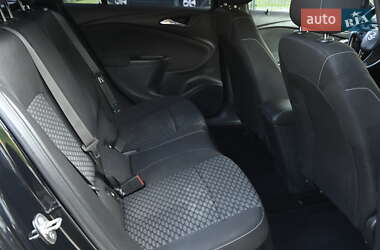 Універсал Opel Astra 2017 в 