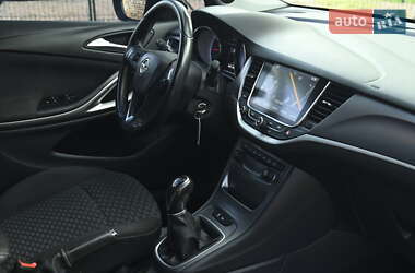 Універсал Opel Astra 2017 в 