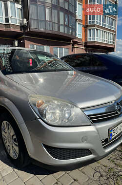 Хэтчбек Opel Astra 2008 в Львове