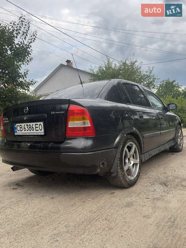Седан Opel Astra 2007 в Чернігові