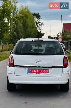 Универсал Opel Astra 2008 в 