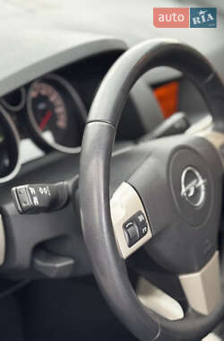 Универсал Opel Astra 2008 в 