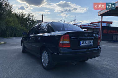 Седан Opel Astra 2007 в 