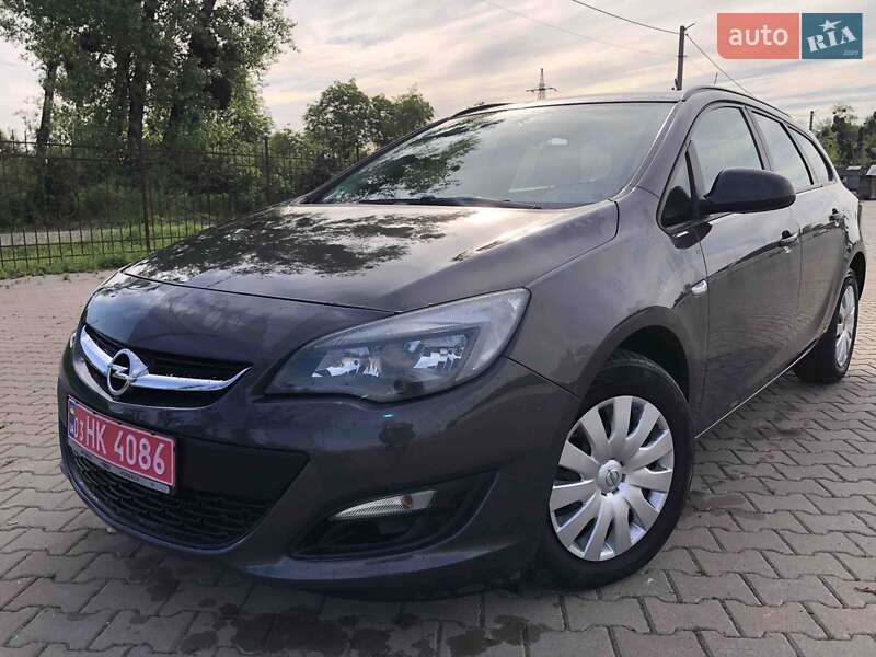 Универсал Opel Astra 2012 в 