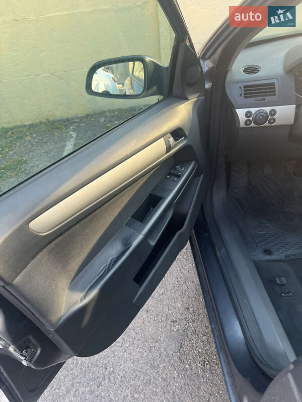 Хэтчбек Opel Astra 2009 в Харькове