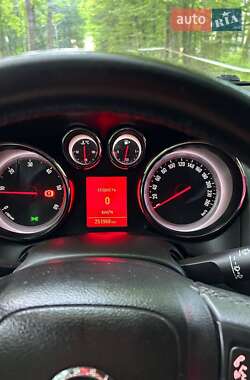 Универсал Opel Astra 2014 в 