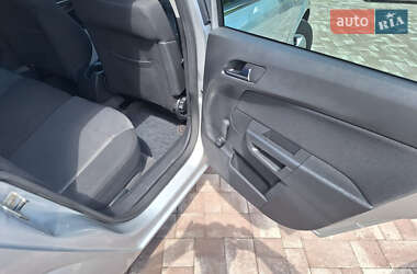 Универсал Opel Astra 2009 в 