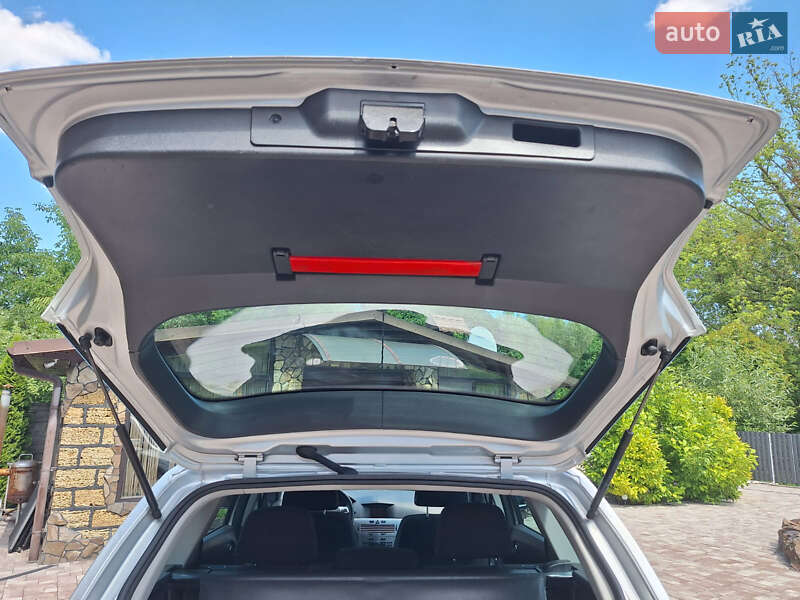Универсал Opel Astra 2009 в Виннице