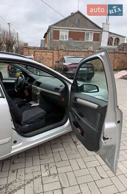Универсал Opel Astra 2008 в 