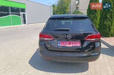Универсал Opel Astra 2018 в 
