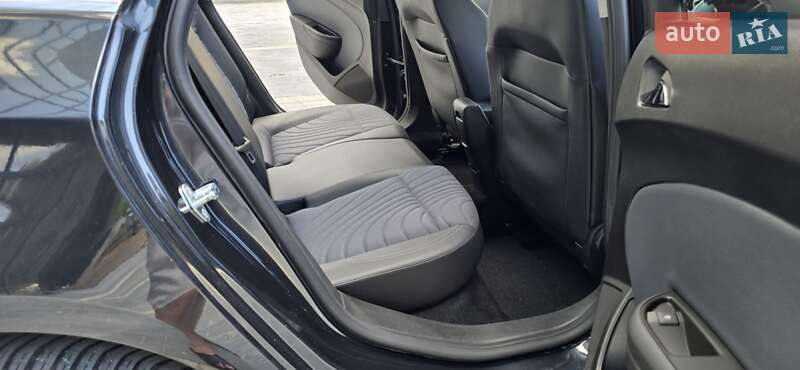 Универсал Opel Astra 2015 в Стрые