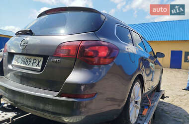 Универсал Opel Astra 2011 в 