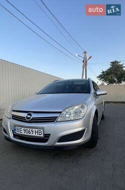 Универсал Opel Astra 2008 в Одессе