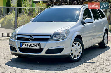 Универсал Opel Astra 2005 в 