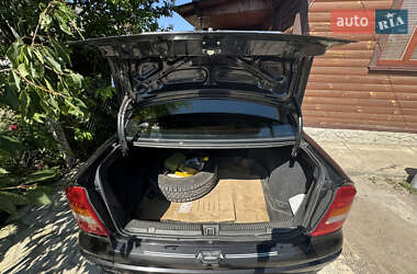 Седан Opel Astra 2008 в 