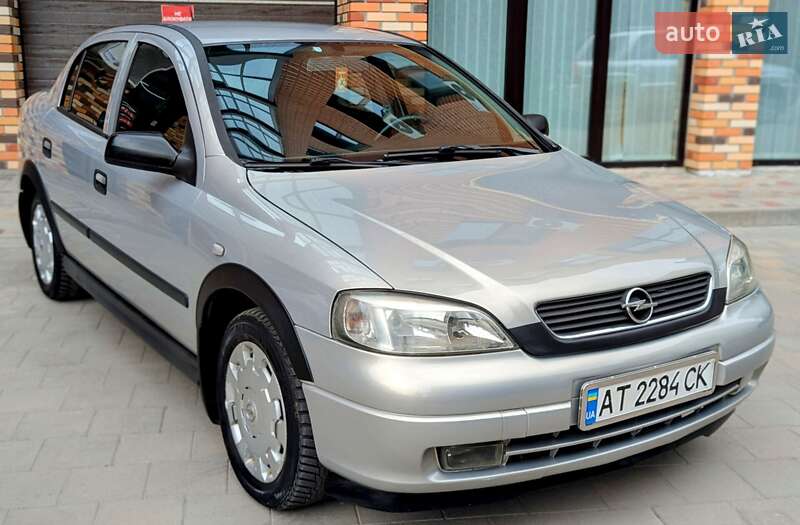 Opel Astra 2008
