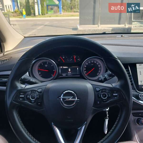 Універсал Opel Astra 2016 в Тячеві