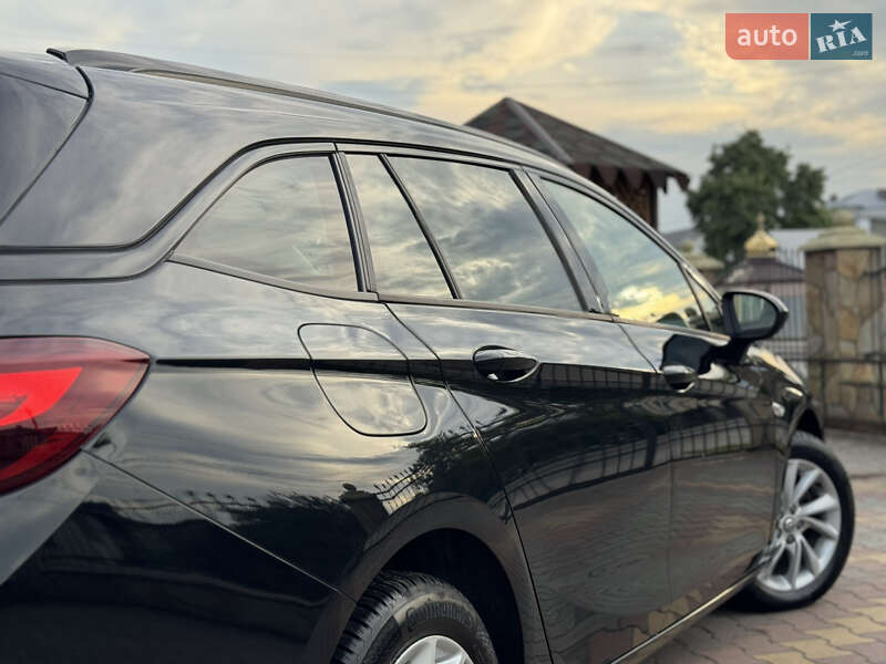 Универсал Opel Astra 2020 в Самборе