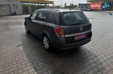 Универсал Opel Astra 2009 в 