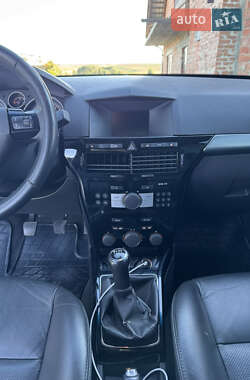 Универсал Opel Astra 2008 в 