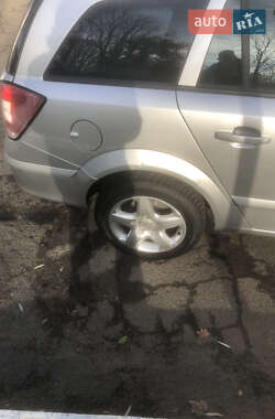 Универсал Opel Astra 2007 в 