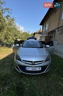 Универсал Opel Astra 2013 в Ивано-Франковске