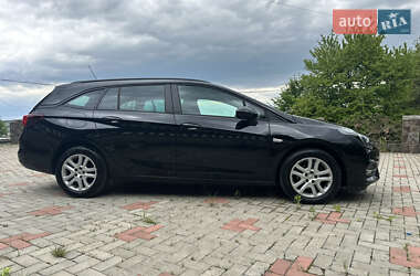 Универсал Opel Astra 2022 в 