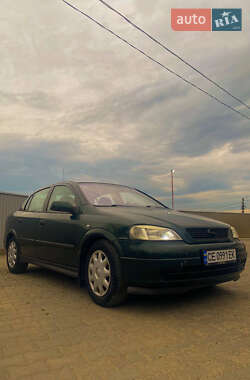 Седан Opel Astra 1999 в Чернівцях