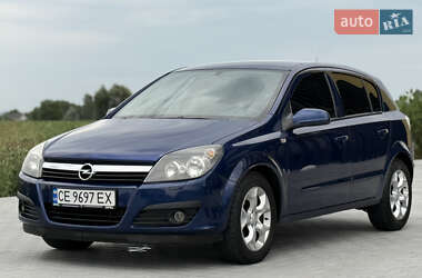 Хэтчбек Opel Astra 2006 в 