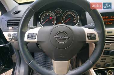 Универсал Opel Astra 2007 в 