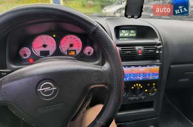 Седан Opel Astra 2007 в 