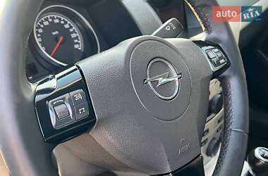 Универсал Opel Astra 2008 в 