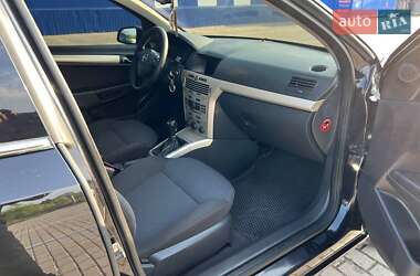 Универсал Opel Astra 2008 в 