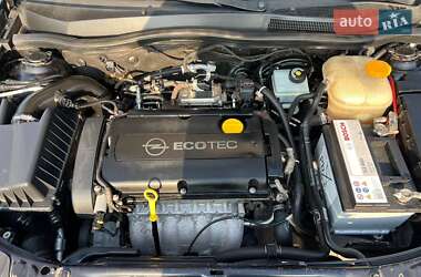 Универсал Opel Astra 2008 в 