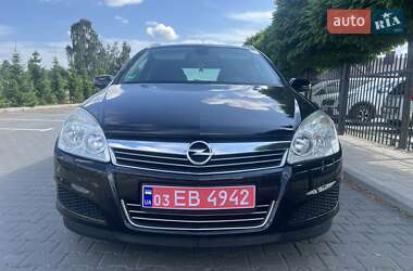 Универсал Opel Astra 2009 в 