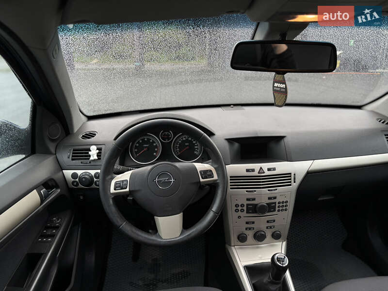 Универсал Opel Astra 2008 в Тернополе