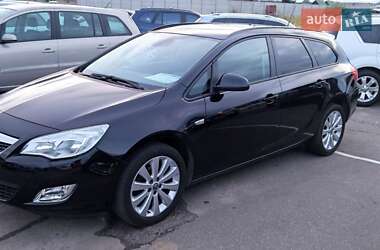 Универсал Opel Astra 2010 в Виннице
