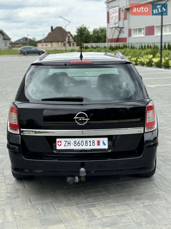 Универсал Opel Astra 2007 в Луцке