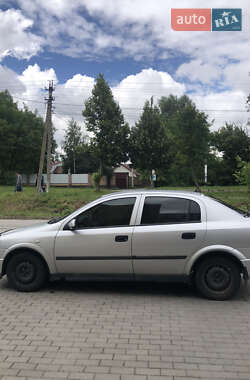 Хэтчбек Opel Astra 1998 в 