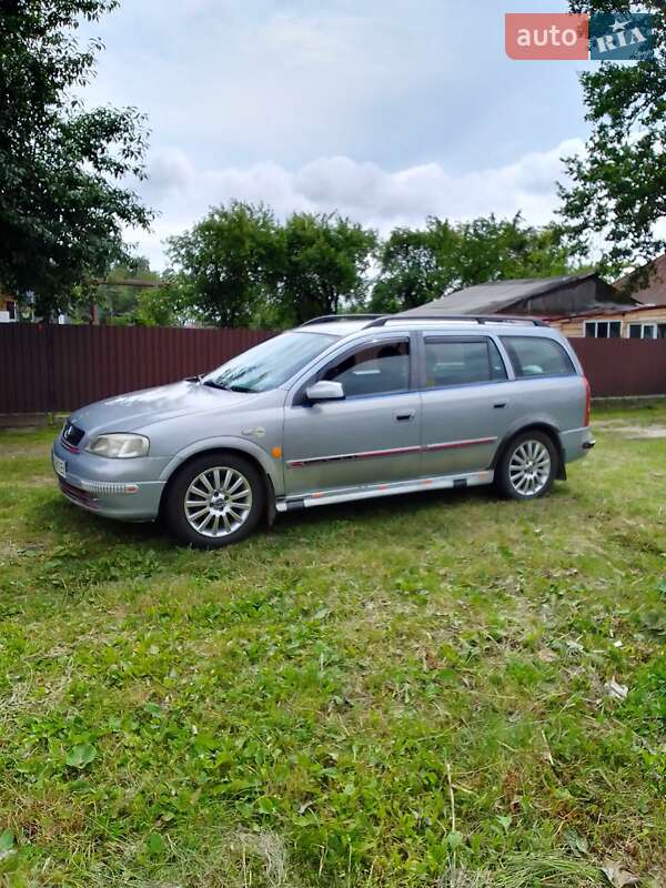 Универсал Opel Astra 2005 в Ратным