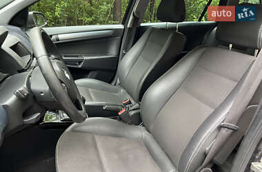 Универсал Opel Astra 2009 в 