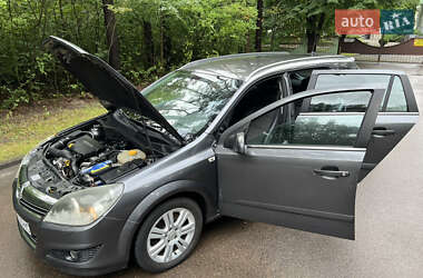 Универсал Opel Astra 2009 в 