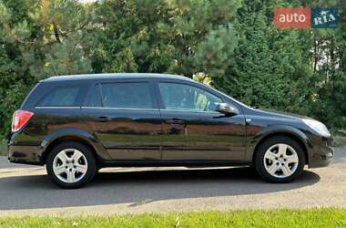 Универсал Opel Astra 2009 в 