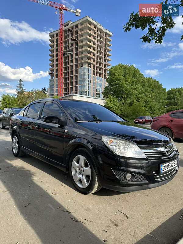 Седан Opel Astra 2008 в Тернополе
