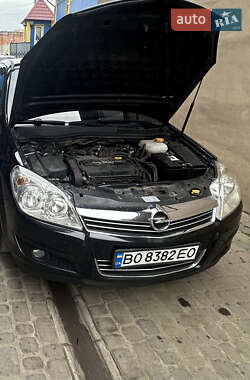 Седан Opel Astra 2008 в 