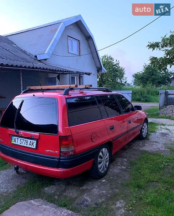 Универсал Opel Astra 1995 в Коломые